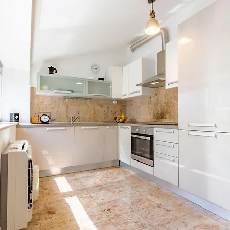 Delfina One Bedroom Апартаменты Задар