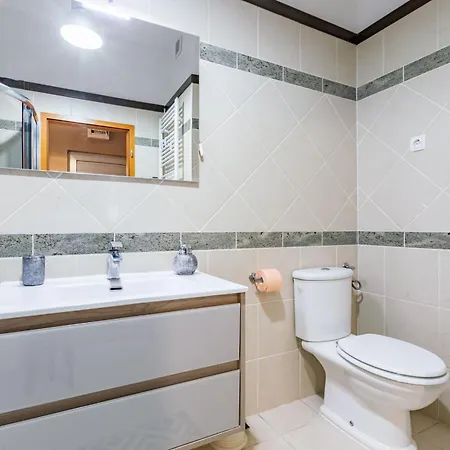 Delfina One Bedroom * Задар