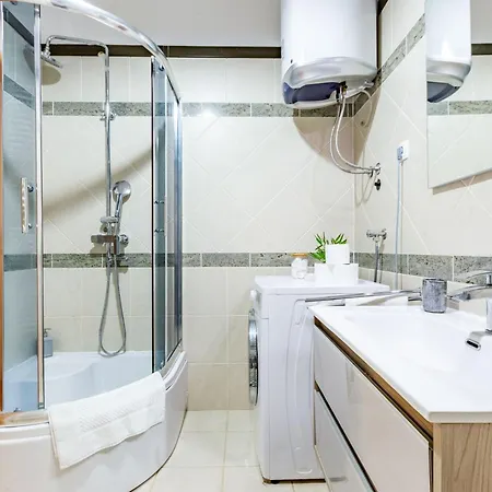 Апартаменты Delfina One Bedroom *