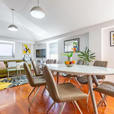 Delfina One Bedroom Apartman *